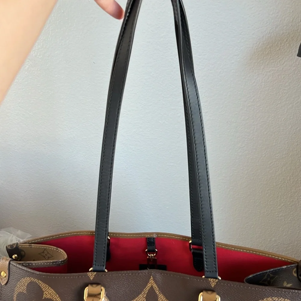 NWOT Louis Vuitton On The Go GM Tote Bag Monogram Giant Reverse - Picture 8 of 13